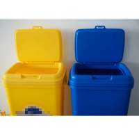 Large food storage plastic container bins 20kg 53lt dog feed container big box plastic container